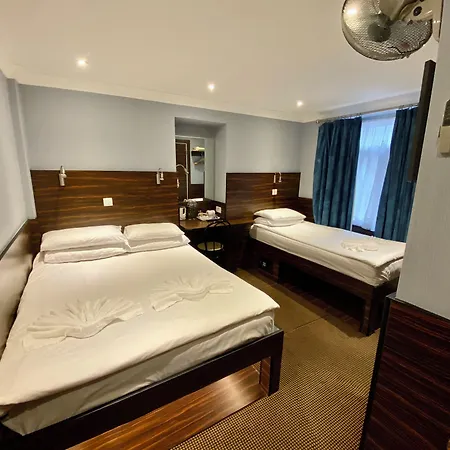 Crestfield Hotel-2